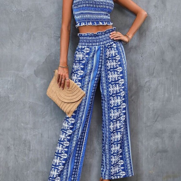 All Over Print Cami Top & Wide Leg Pants - Picture 3 of 6